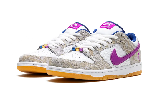 nike-sb-dunk-low-rayssa-leal-got'em-2
