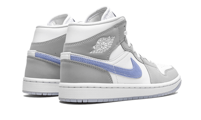 air-jordan-1-mid-wolf-grey-got'em-3