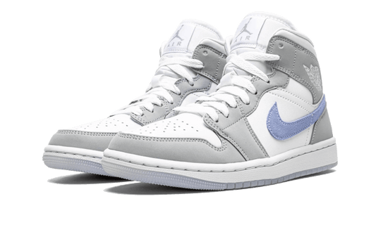 air-jordan-1-mid-wolf-grey-got'em-2