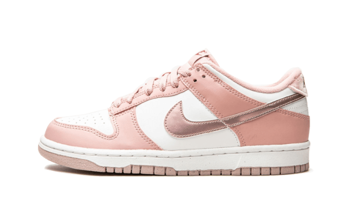 nike-dunk-low-pink-velvet-got'em-1