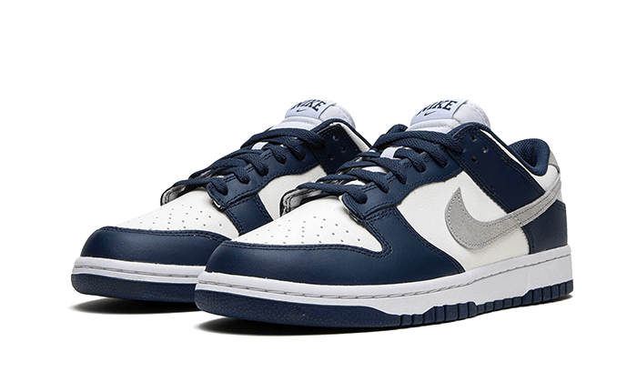 nike-dunk-low-summit-white-midnight-navy-got'em-3