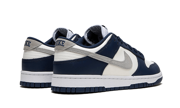 nike-dunk-low-summit-white-midnight-navy-got'em-2