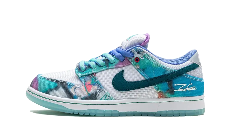nike-sb-dunk-low-futura-laboratories-bleached-aqua-got'em-1