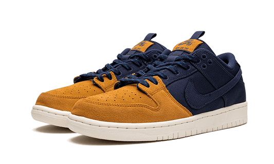 nike-sb-dunk-low-pro-prm-90s-backpack-got'em-2
