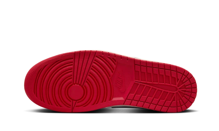 air-jordan-1-high-og-black-toe-reimagined-got'em-3