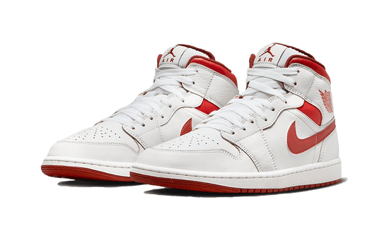 air-jordan-1-mid-dune-red-got'em-2