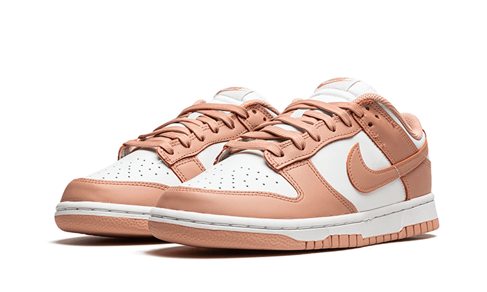 nike-dunk-low-rose-whisper-got'em-2