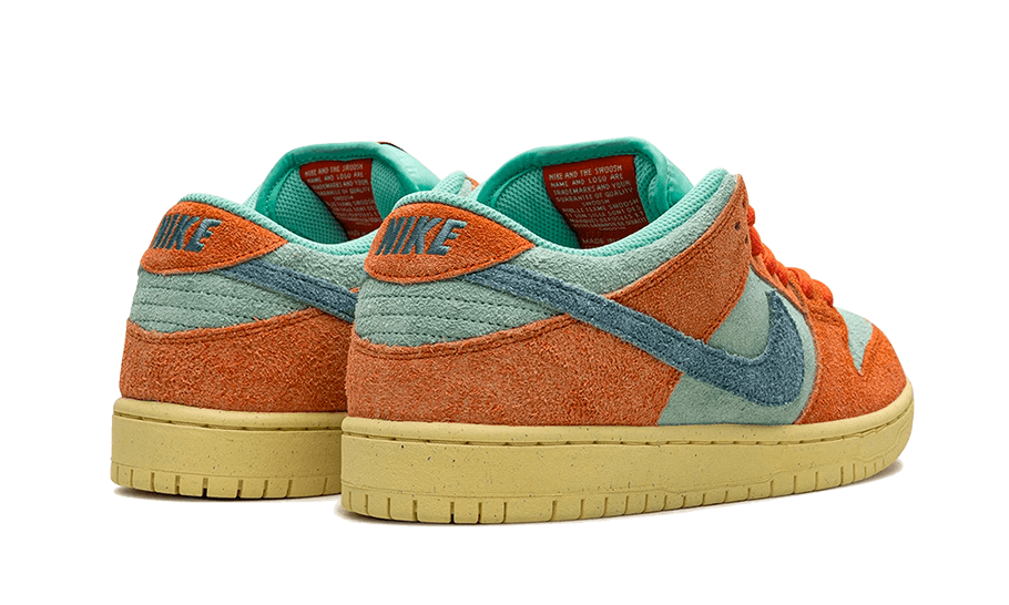 nike-sb-dunk-low-orange-emerald-rise-got'em-3