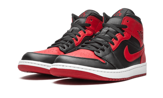 air-jordan-1-mid-banned-2020-got'em-2