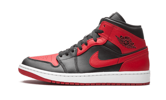 air-jordan-1-mid-banned-2020-got'em-1
