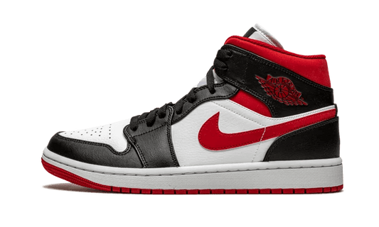 air-jordan-1-mid-gym-red-black-white-got'em-1