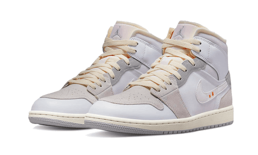 air-jordan-1-mid-se-craft-inside-out-white-gray-got'em-2