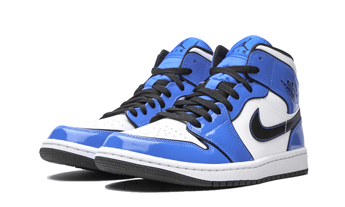 air-jordan-1-mid-signal-blue-got'em-2
