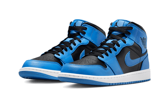 air-jordan-1-mid-university-blue-black-got'em-2